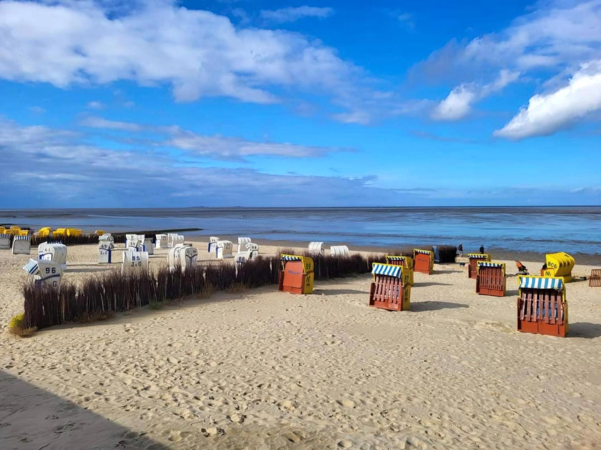 Strandloft Cuxhaven Im Haus Frauenpreiss Sahlenburg - Strandnah - 2 Hunde Willkommen -Schwimmbad - Sauna - Direkt Am Wald - Dachterrasse Mit Blick Nach Neuwerk Esterno foto